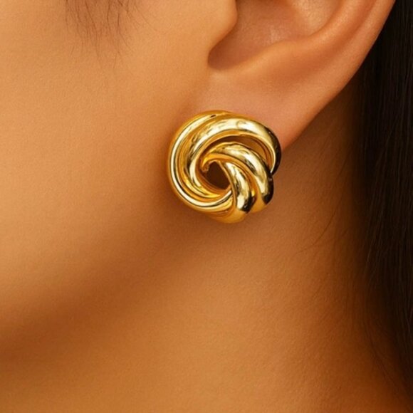 14K GOLD KNOT EARRINGS - Picture 2 of 2